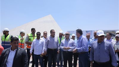 كامل الوزير: التشغيل التجريبي للمرحلة الثانية من الأتوبيس الترددي أكتوبر المقبل