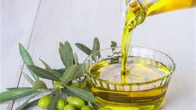 يعزز صحة القلب.. دراسة تكشف فوائد زيت الزيتون 