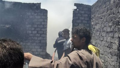 السيطرة على حريق داخل منزلين في مركز دار السلام بسوهاج