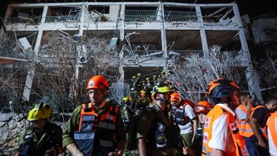 يتعلمون طريقة العيش في غزة.. كيف تفاعل مستخدمو التواصل الاجتماعي مع الهجوم الإيراني على إسرائيل؟