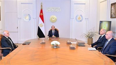 السيسي يصدق على إطلاق مبادرة مصر معاكم للأبناء القصر لشهداء وضحايا القوات المسلحة والشرطة والمدنيين