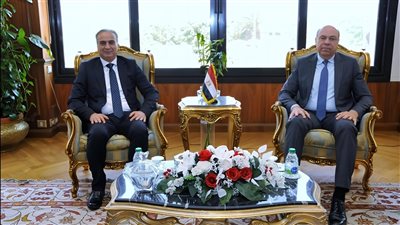 وزير الطيران يلتقي رئيس جهاز حماية المستهلك لبحث سُبل التعاون المشترك