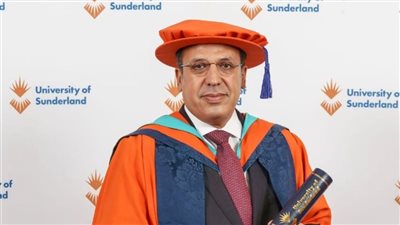 الحكومة البريطانية تعلن حصول رئيس الجامعة البريطانية بمصر على وسام شرف ملكي