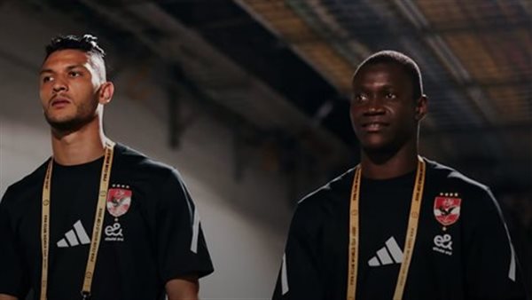 لاعبو الأهلي