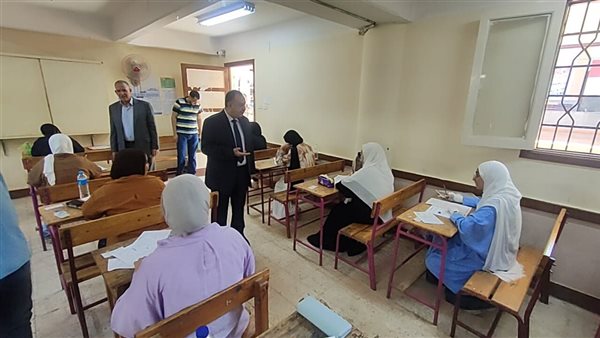 محافظ أسيوط