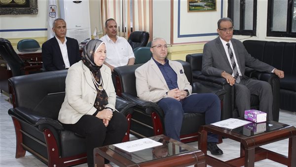 جانب من الزيارة 