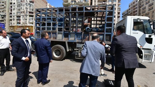 محافظ الدقهلية يستوقف