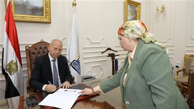 حلوان في الصدارة.. محافظة القاهرة تنشر أسماء وصور أوائل الشهادة الإعدادية | رابط النتيجة