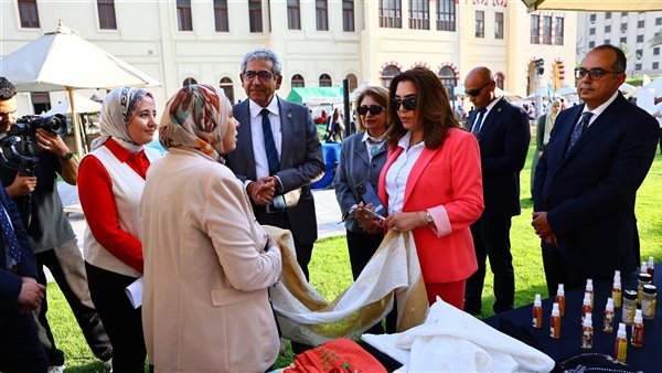 وزيرة التنمية المحلية