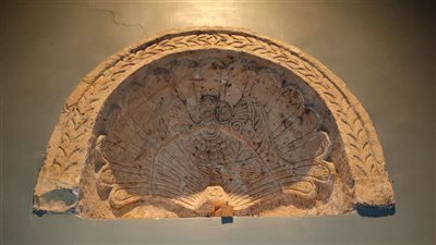 متحف الأقصر للفن المصري القديم يعرض قطعة أثرية فريدة من العصر القبطي