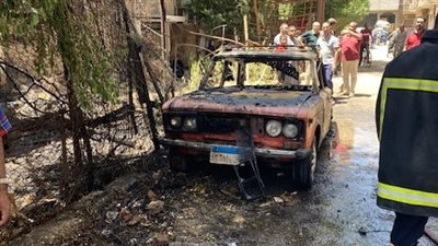 تفحم سيارة وذعر بين السكان.. السيطرة على حريق هائل وسط الأقصر