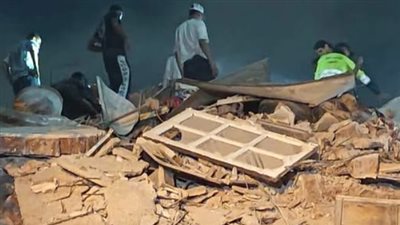 مصدر بمحافظة القاهرة: إخلاء عقارين مجاورين لمبني السيدة زينب المنهار.. وتشكيل لجنة هندسية لفحصهما | خاص