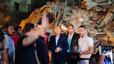 تأكيدًا لـ القاهرة 24| إخلاء العقار المجاور لمبني السيدة زينب المنهار.. وتشكيل لجنة هندسية لفحص العقارات المجاورة