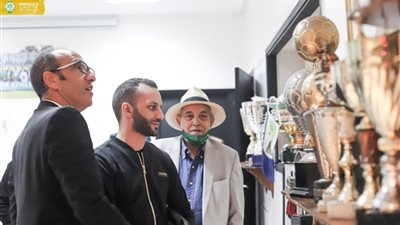 أمير مرتضى وتيجانا يستجيبان لدعوة رئيس نادي الرجاء (صور)