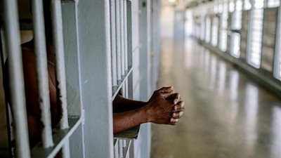 المُشدد 10 سنوات لشاب هتك عرض طفلتين داخل جراج في الشرقية