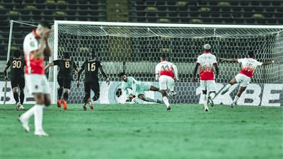 إسماعيل الحداد يقود هجوم الوداد أمام الأهلي