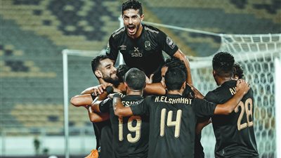 ياسر إبراهيم يعزز تقدم الأهلي بهدف ثالث أمام الوداد (فيديو)