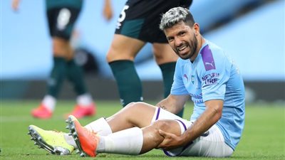 جوارديولا يصدم جماهير مانشستر سيتي بشأن سبب استبدال أجويرو في مباراة وست هام