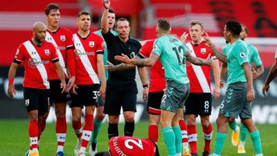 للمرة الأولى هذا الموسم.. إيفرتون يخسر أمام ساوثهامبتون بثنائية في الدوري الإنجليزي