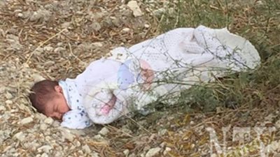 عمره 3 أيام.. العثور علي طفل رضيع بكورنيش القنطرة في كفر الشيخ