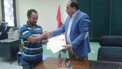 بعد نشر “القاهرة 24” تعليم أبنوب تكرم “العامل الأمين” بأسيوط