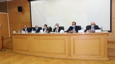 خلال اجتماعه بالمجلس التصديري.. وزير الزراعة: الموالح المصرية تحتل المركز الأول عالميًا (صور)