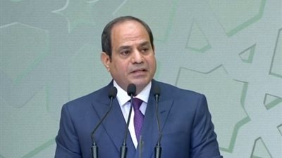 السيسي: لن نتأخر عن دعم الأئمة.. ونقدر دور المؤسسات الدينية في نشر الفكر الوسطي