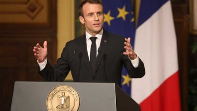 ماكرون عن التصريحات المسيئة للنبي: “الأديان تُمارس بحرية على أرضنا”