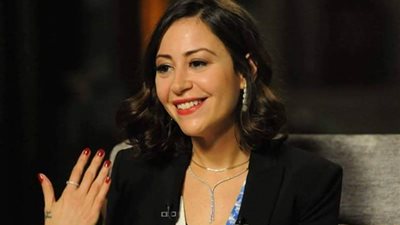 هل يوجد جزء ثاني من مسلسل “في كل أسبوع يوم جمعة”؟.. منة شلبي تُجيب