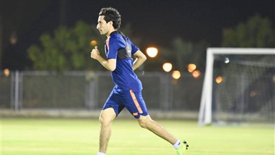 غزل المحلة ينفي التفاوض مع أيمن حفني لضمه