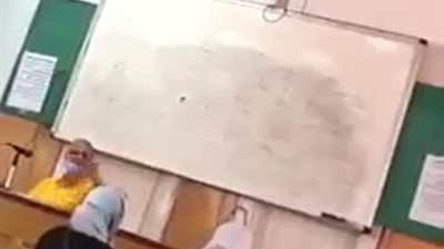 دكتور “الخدمة الاجتماعية” بالإسكندرية يرد على اتهامه بالإلحاد وسب القرآن: “مش هسيب حقي”