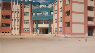 معلمة تتعدى بالسب والقذف على مديرة مدرسة ببنها بسبب دفتر الحضور