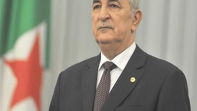 الرئاسة الجزائرية عن إصابة “تبون” بكورونا: حالة الرئيس في تحسن تدريجي بعد تلقيه البروتوكول الصحي