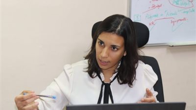 خبيرة تغذية: 70% من السيدات بعد سن الـ40 يصابون بالغدة الدرقية (فيديو)