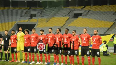 محمد شريف يكشف حقيقة توقيعه لبيراميدز