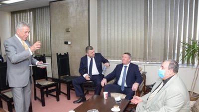 “رجال الأعمال المصريين” تبحث مع وفد روماني جذب الاستثمار المشترك من أجل التصدير