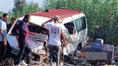 إصابة 7 أشخاص في تصادم ميكروباص وربع نقل بكفر الشيخ