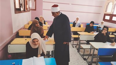 غرفة العمليات بالمعاهد الأزهرية: امتحان الصرف سار في أجواء من الالتزام والانضباط