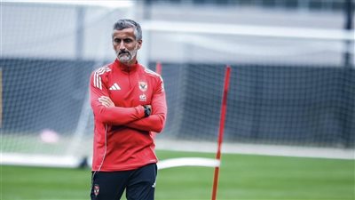 ريبيرو يبدأ التخطيط للميركاتو الصيفي.. أول طلب بعد كأس العالم للأندية