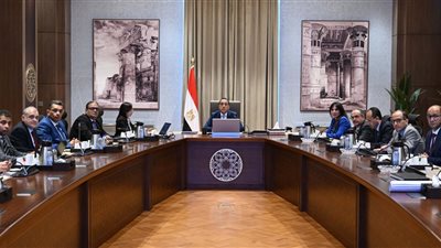 رئيس الوزراء يتابع الموقف التنفيذي لمشروعي تطوير ميناء الصيد برشيد ونبع الحمراء بوادي النطرون