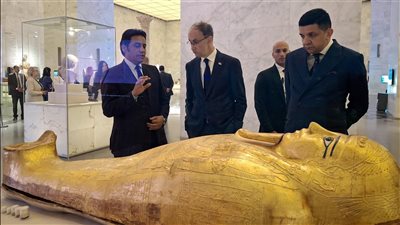 رئيس وزراء صربيا يزور المتحف المصري الكبير ومتحف الحضارة وأهرامات الجيزة | صور