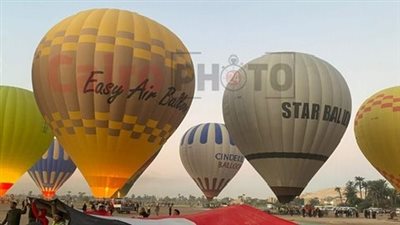 بعد توقف 4 أيام.. الأقصر تستأنف رحلات البالون الطائر بـ800 سائح 