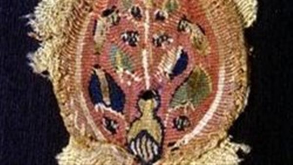 زخرفة نباتية دقيقة