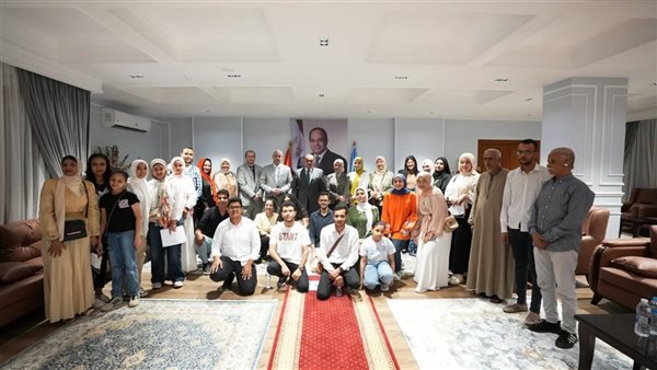 محافظ أسيوط