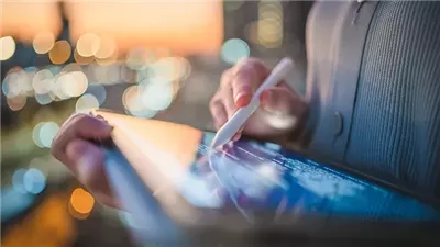 علاقة رقمية تهدد أسرته.. رجل يقع في حب روبوت ذكاء اصطناعي ويطلب منه الزواج