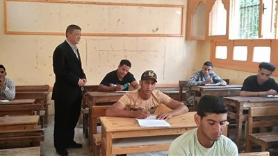 اليوم.. 8938 طالبًا وطالبة بالثانوية في أسوان يؤدون امتحان اللغة العربية