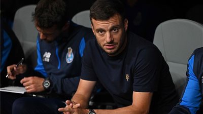 مباراة الأهلي فرصته الأخيرة.. مدرب بورتو مهدد بالإقالة حال وداع مونديال الأندية