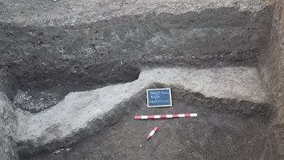 مبانٍ لتخزين الحبوب وإيواء الحيوانات.. السياحة تعلن كشفًا أثريًا جديدًا بتل الفرعون بالشرقية | صور