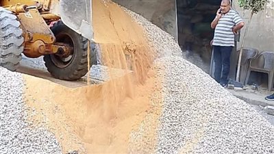 معالجة هبوط أرضي في شبرا الخيمة وعودة الحركة المرورية لطبيعتها 