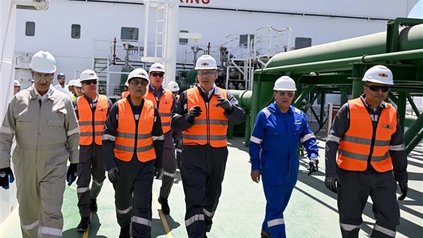 رئيس الوزراء خلال